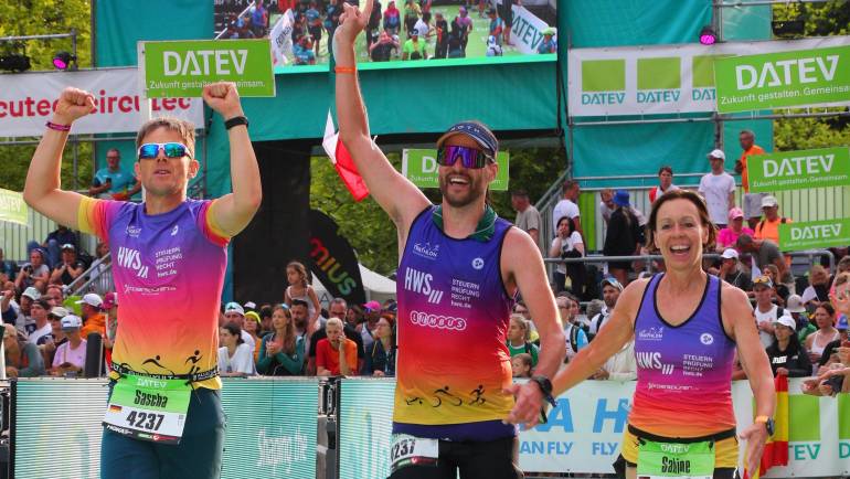 Tolle Leistung der TSVF-Staffel beim Jubiläums-Triathlon in Roth
